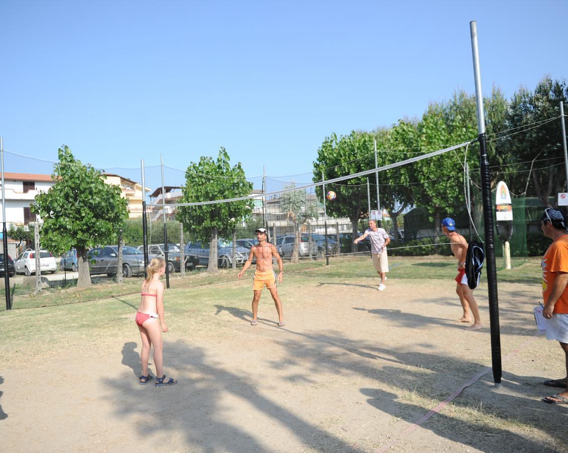 Camping & Village Eucaliptus Alba Adriatica Eksteriør billede